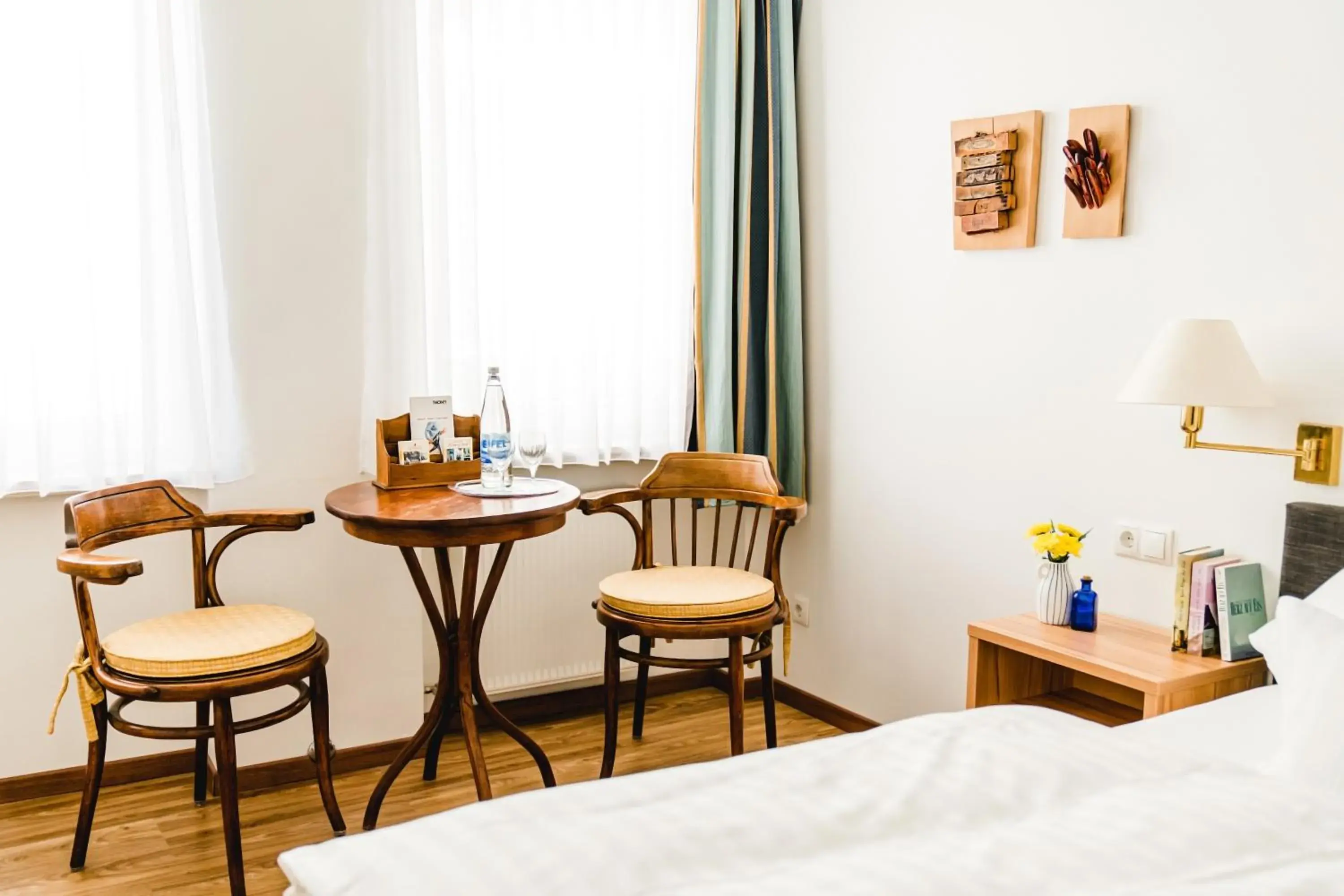 Economy Double Room in Baudobriga Rheinhotel Economy Double Room in Baudobriga Rheinhotel