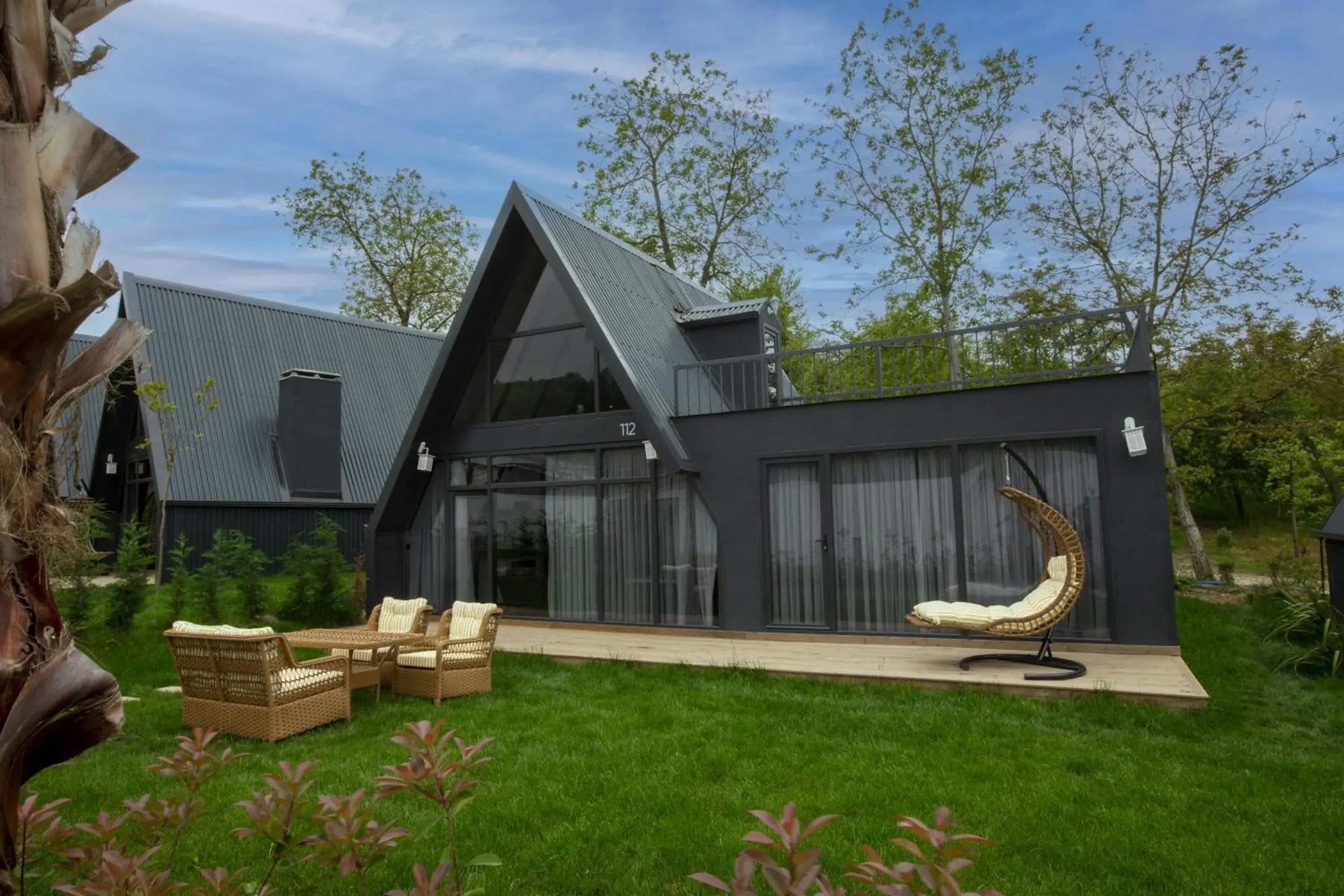 Deluxe King Room with Thermal Jetted Tubs and Fireplace in Ramada Resort By Wyndham Sapanca Thermal Deluxe King Room with Thermal Jetted Tubs and Fireplace in Ramada Resort By Wyndham Sapanca Thermal