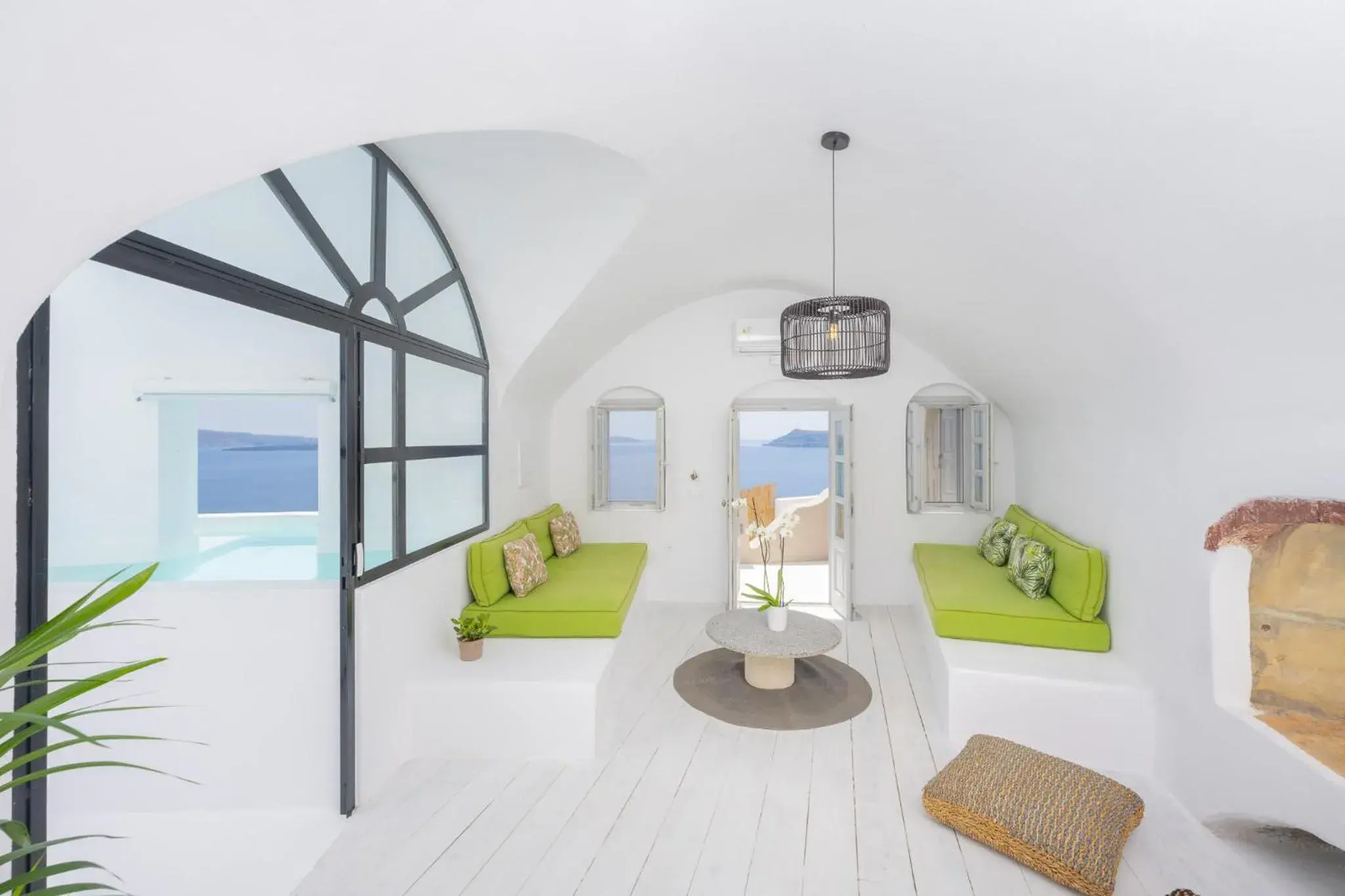 Master Villa with heated plunge pool and sea view in Nano Oia Canaves Master Villa with heated plunge pool and sea view in Nano Oia Canaves