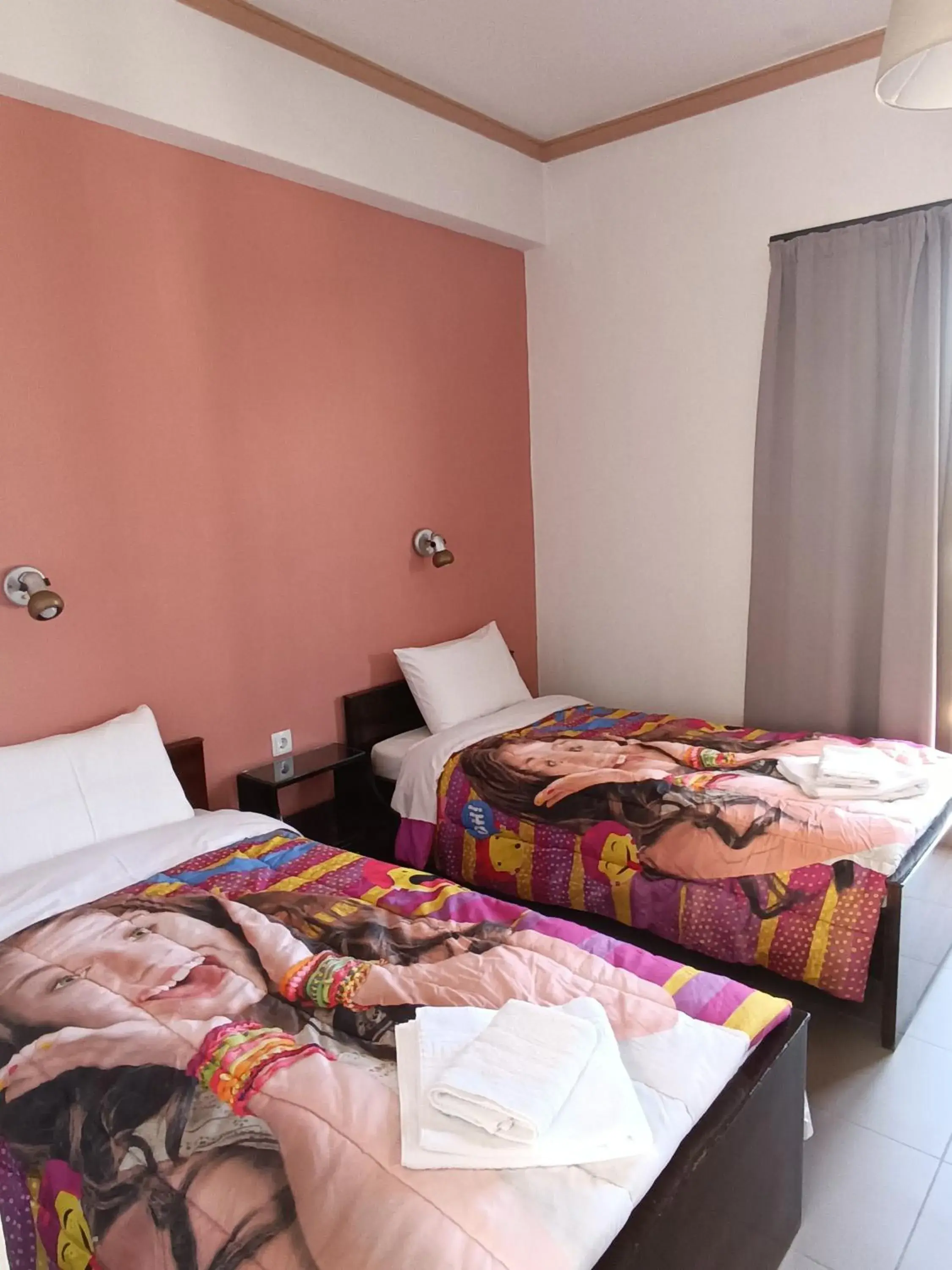 Triple Room with Balcony in GOLDEN BEACH Triple Room with Balcony in GOLDEN BEACH