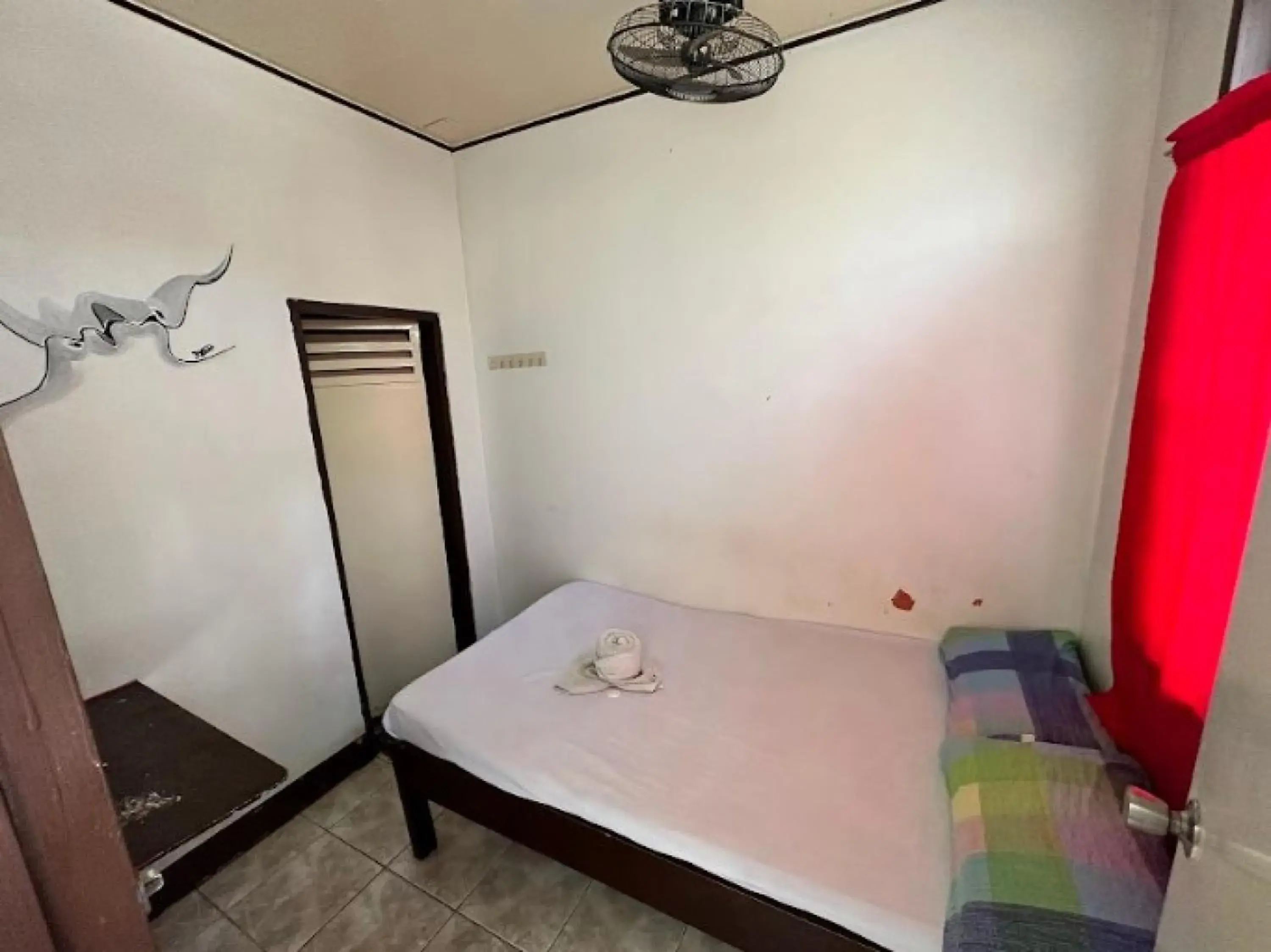 Standard Double Room with Fan in Kaffe De Oro Hotel Socorro Oriental Mindoro Standard Double Room with Fan in Kaffe De Oro Hotel Socorro Oriental Mindoro