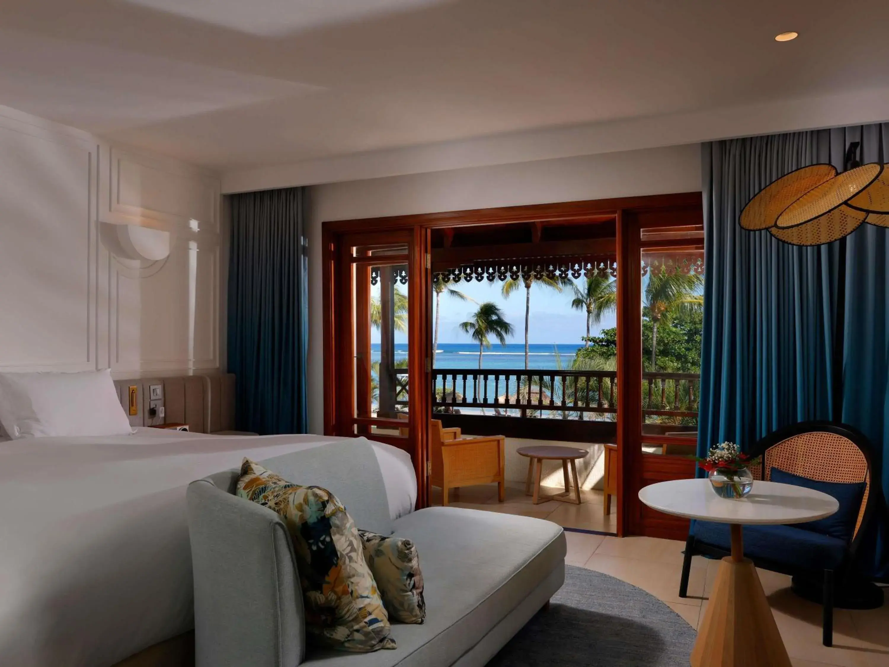 Magnifique King Room with Balcony and Terrace - single occupancy - Ocean View in Sofitel Mauritius L'Imperial Resort & Spa Magnifique King Room with Balcony and Terrace - single occupancy - Ocean View in Sofitel Mauritius L'Imperial Resort & Spa