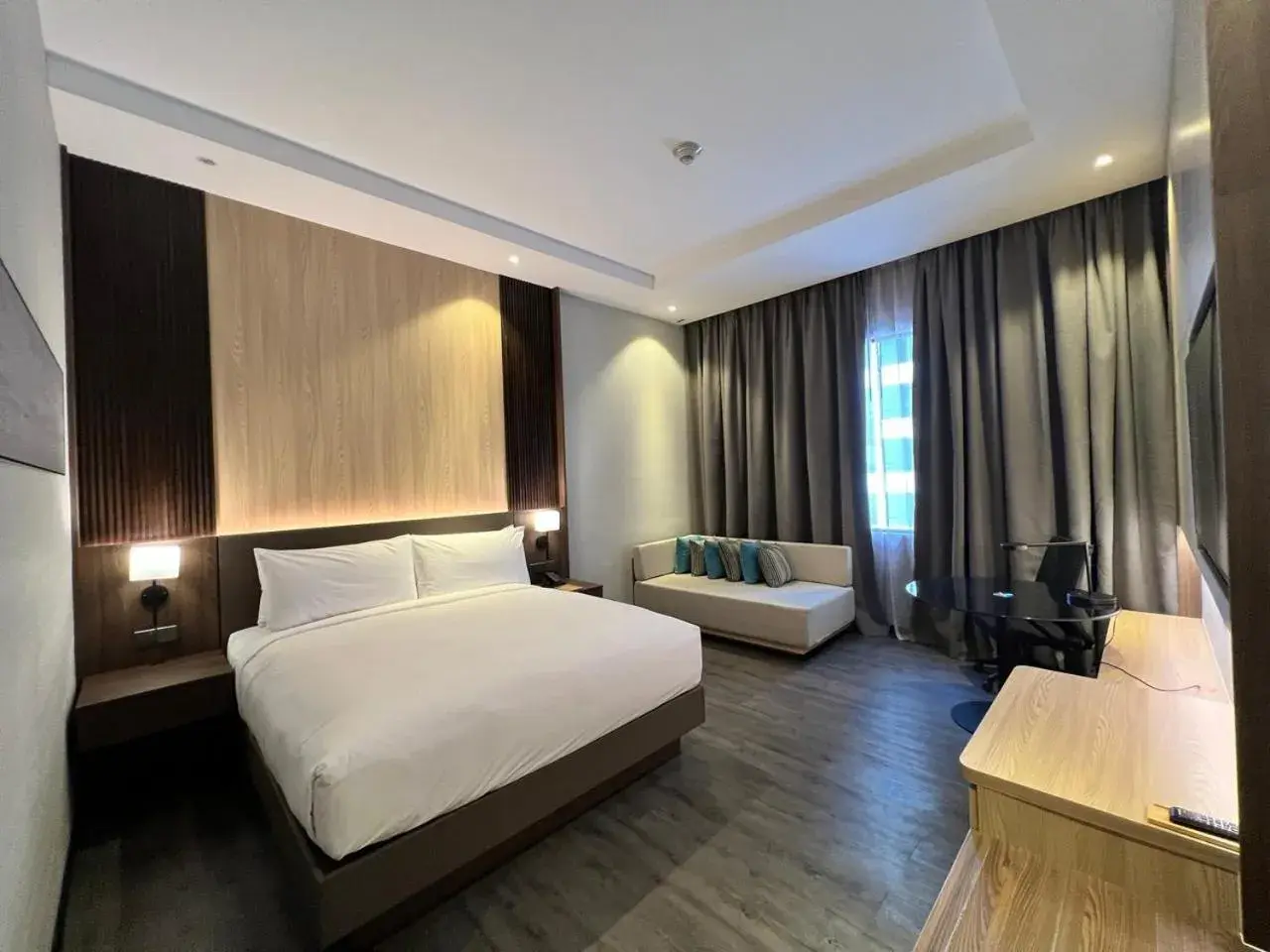 King Room with City View in Courtyard by Marriott Melaka King Room with City View in Courtyard by Marriott Melaka