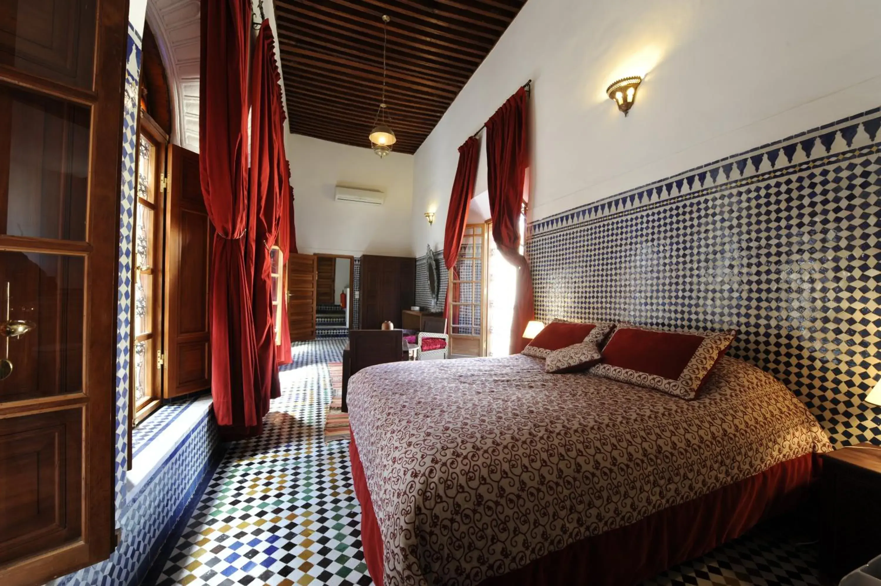 El Guembri Suite - single occupancy in Riad Au 20 Jasmins El Guembri Suite - single occupancy in Riad Au 20 Jasmins