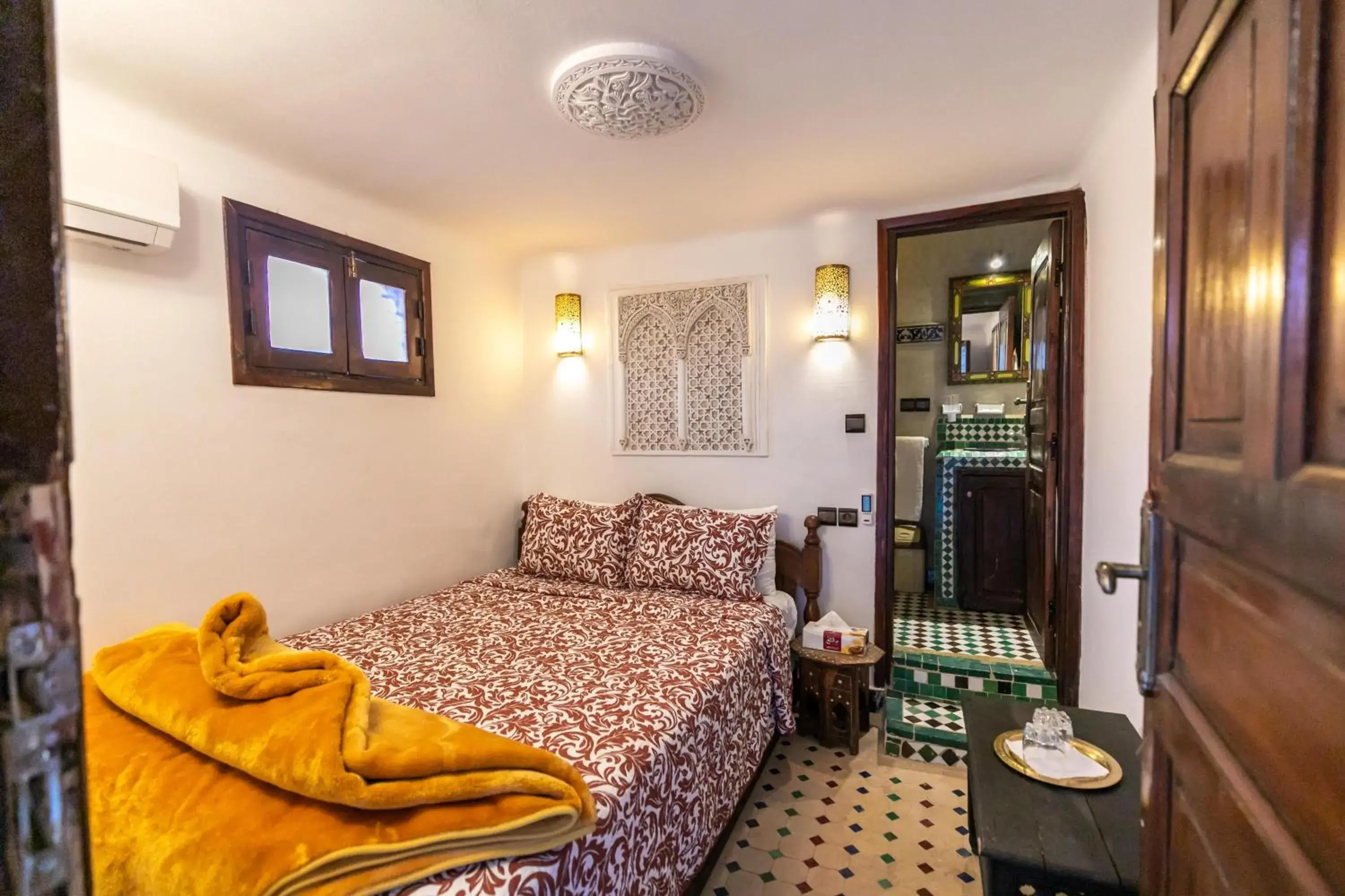 Double Room in Riad Dar Chrifa - Luxury Escape Double Room in Riad Dar Chrifa - Luxury Escape