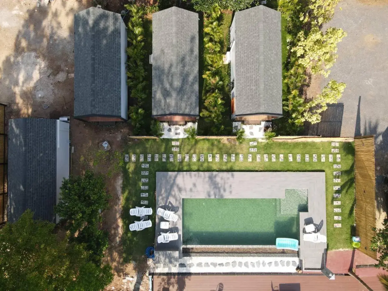 Deluxe King Room in Lake Hill Resort Kanchanaburi Deluxe King Room in Lake Hill Resort Kanchanaburi