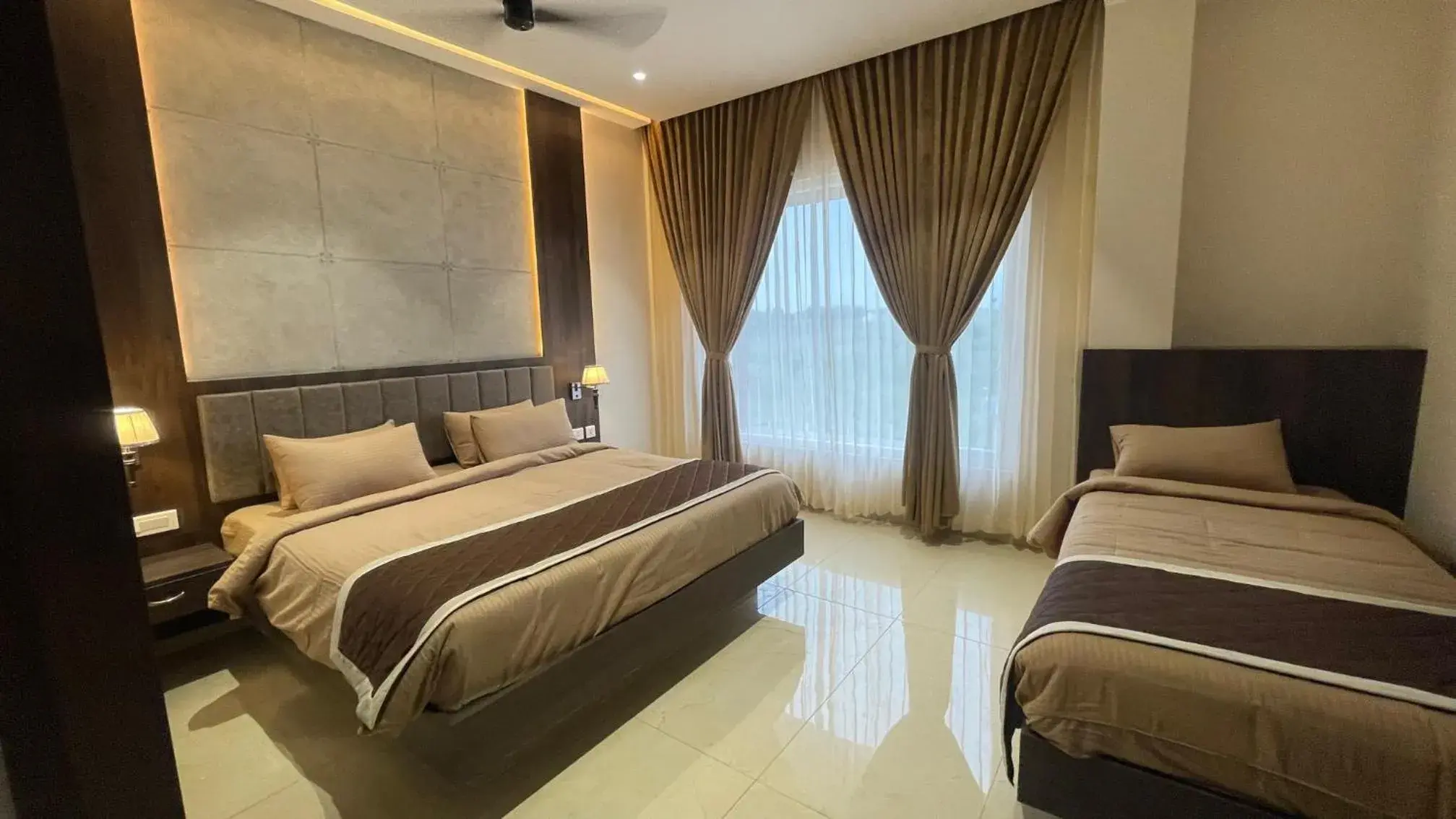 Executive Triple Room in HOTEL VAHINI GRAND Executive Triple Room in HOTEL VAHINI GRAND