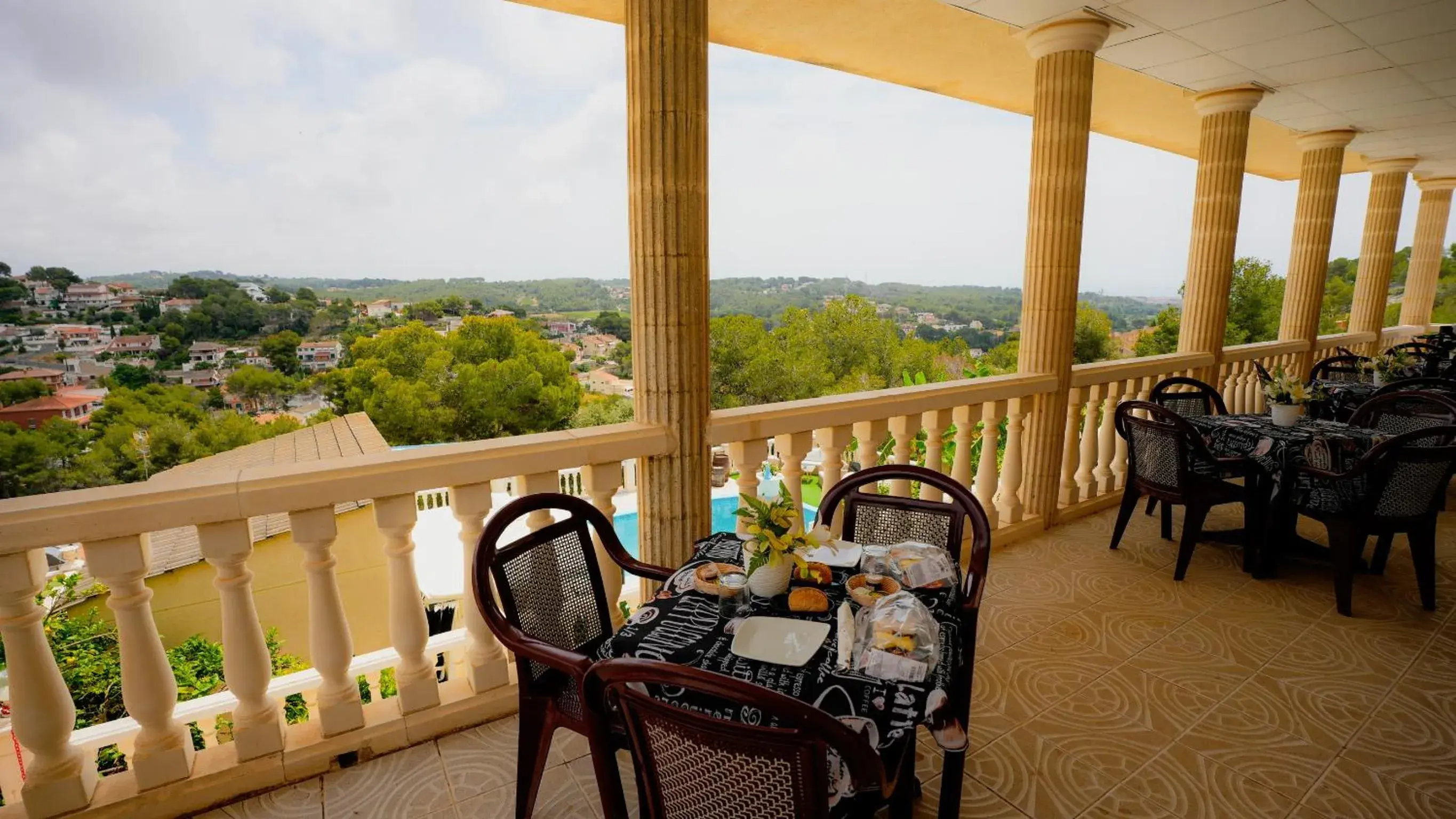 Suite with Pool View in La Casa de Mima Suite with Pool View in La Casa de Mima
