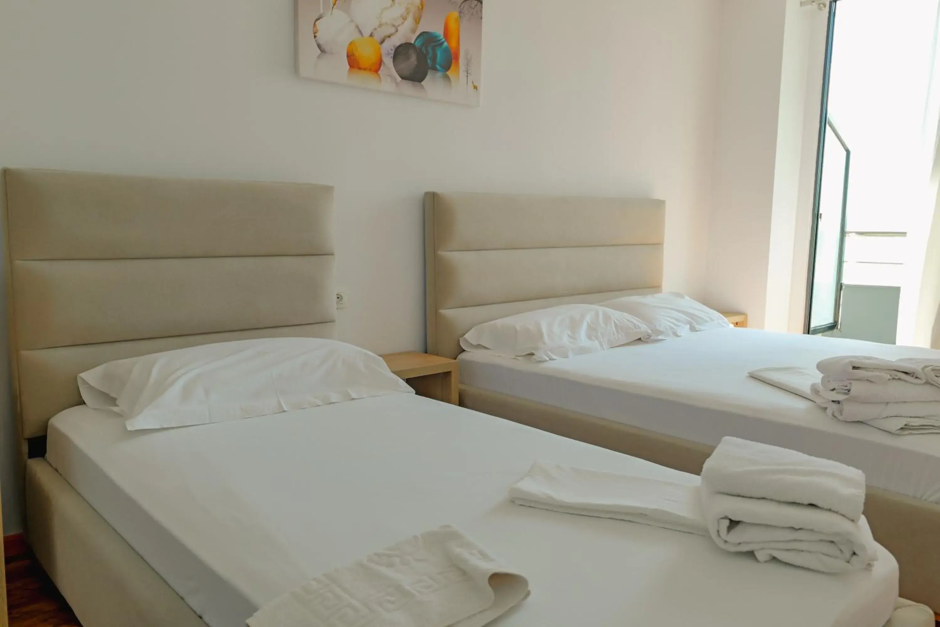 Triple Room with Sea View in Hotel Summer Triple Room with Sea View in Hotel Summer