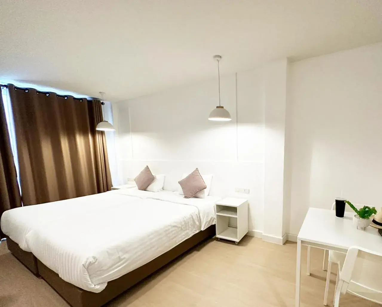 Deluxe Twin Room in River Home Bangkok Deluxe Twin Room in River Home Bangkok