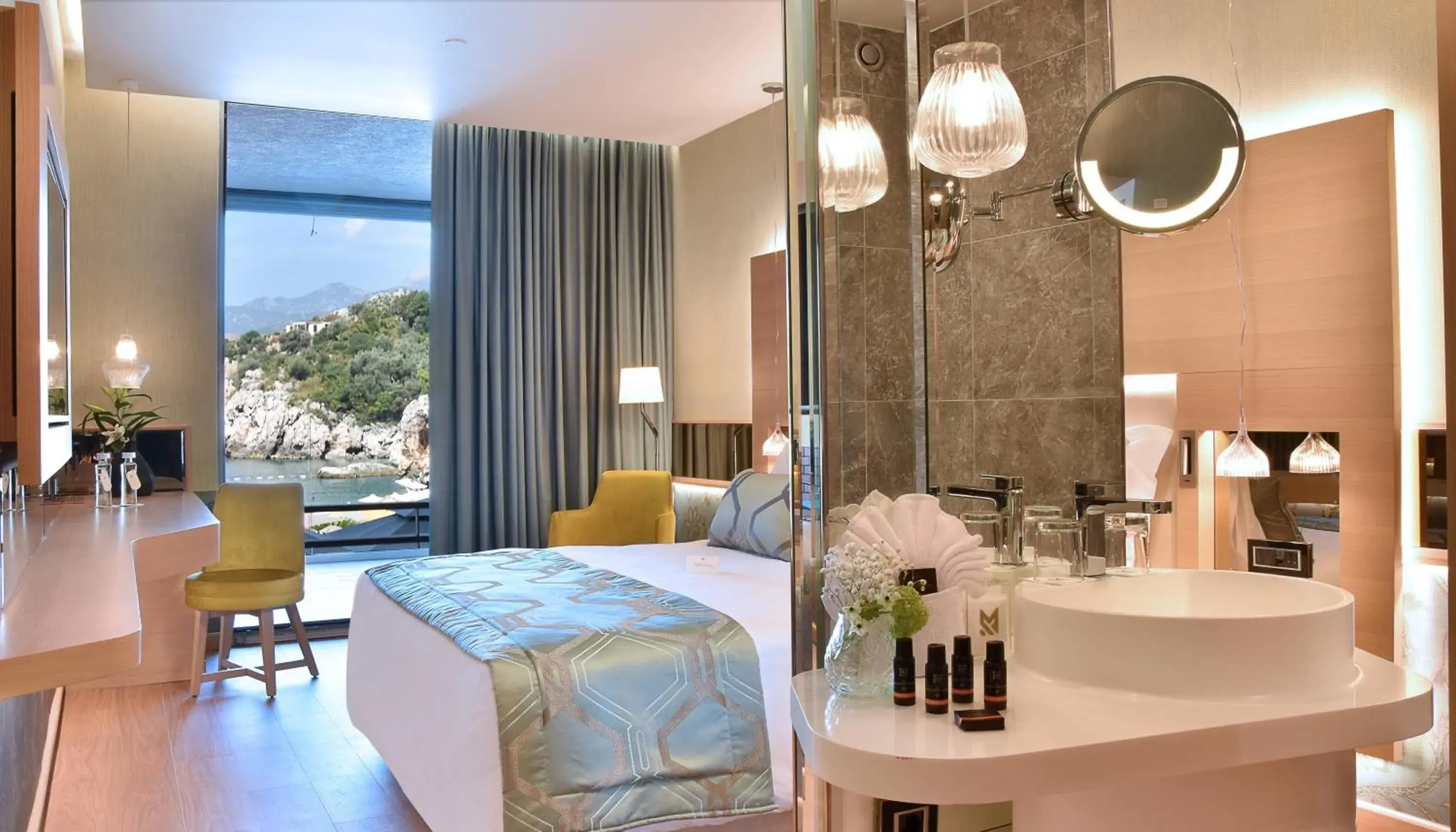 Superior Sea View Room in Maestral Resort & Casino Superior Sea View Room in Maestral Resort & Casino