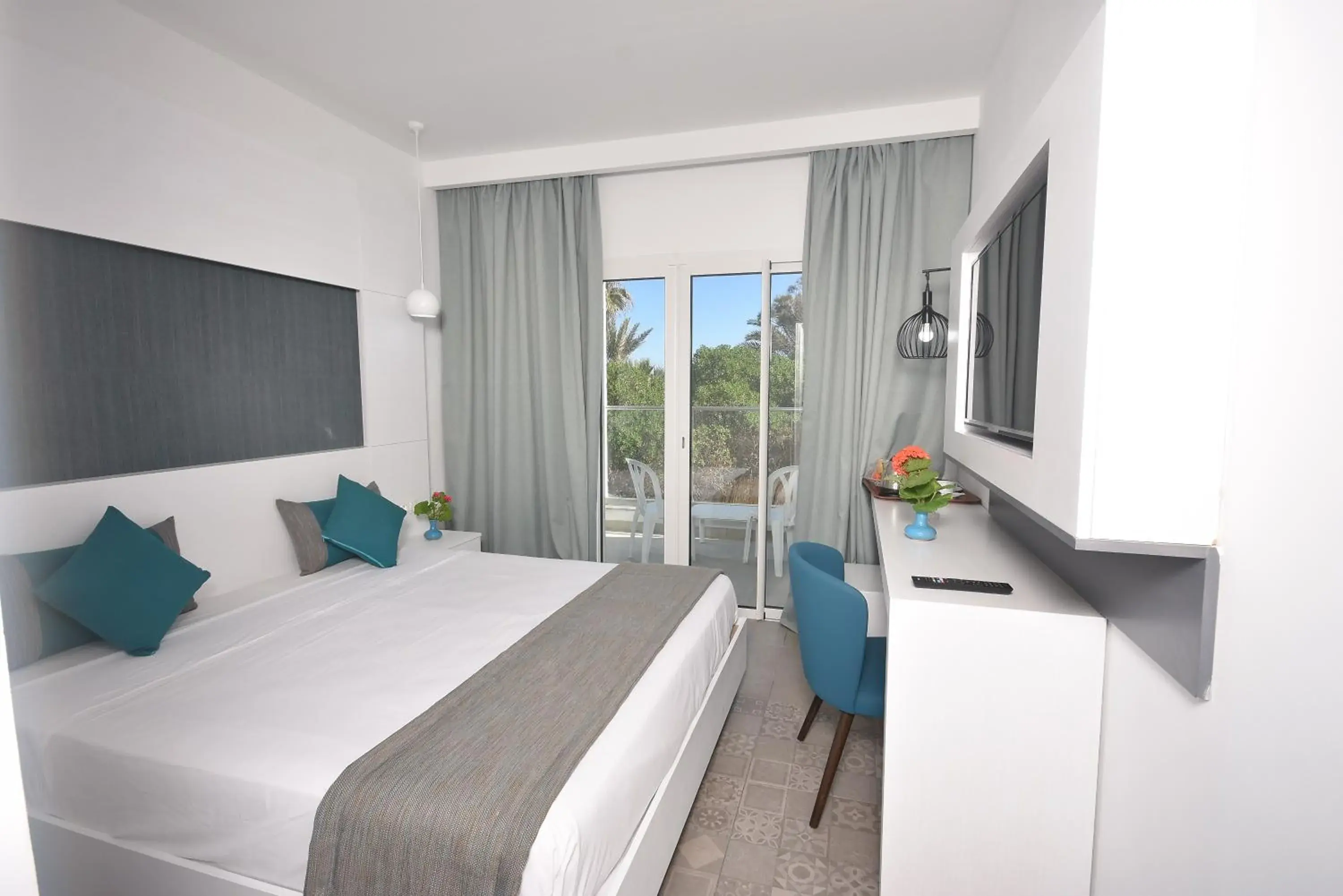 Deluxe Triple Room with Sea View in Amber El Fell Deluxe Triple Room with Sea View in Amber El Fell