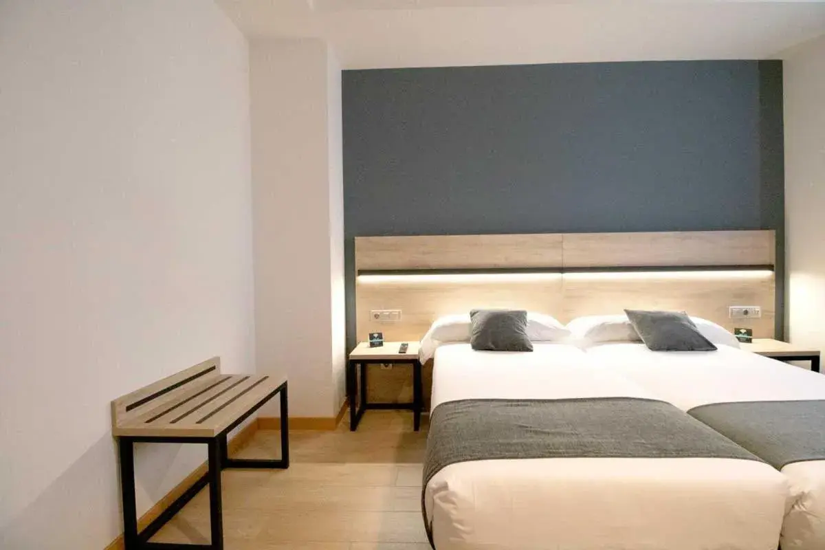 Standard Double Room in Alda Valladolid Sur Standard Double Room in Alda Valladolid Sur