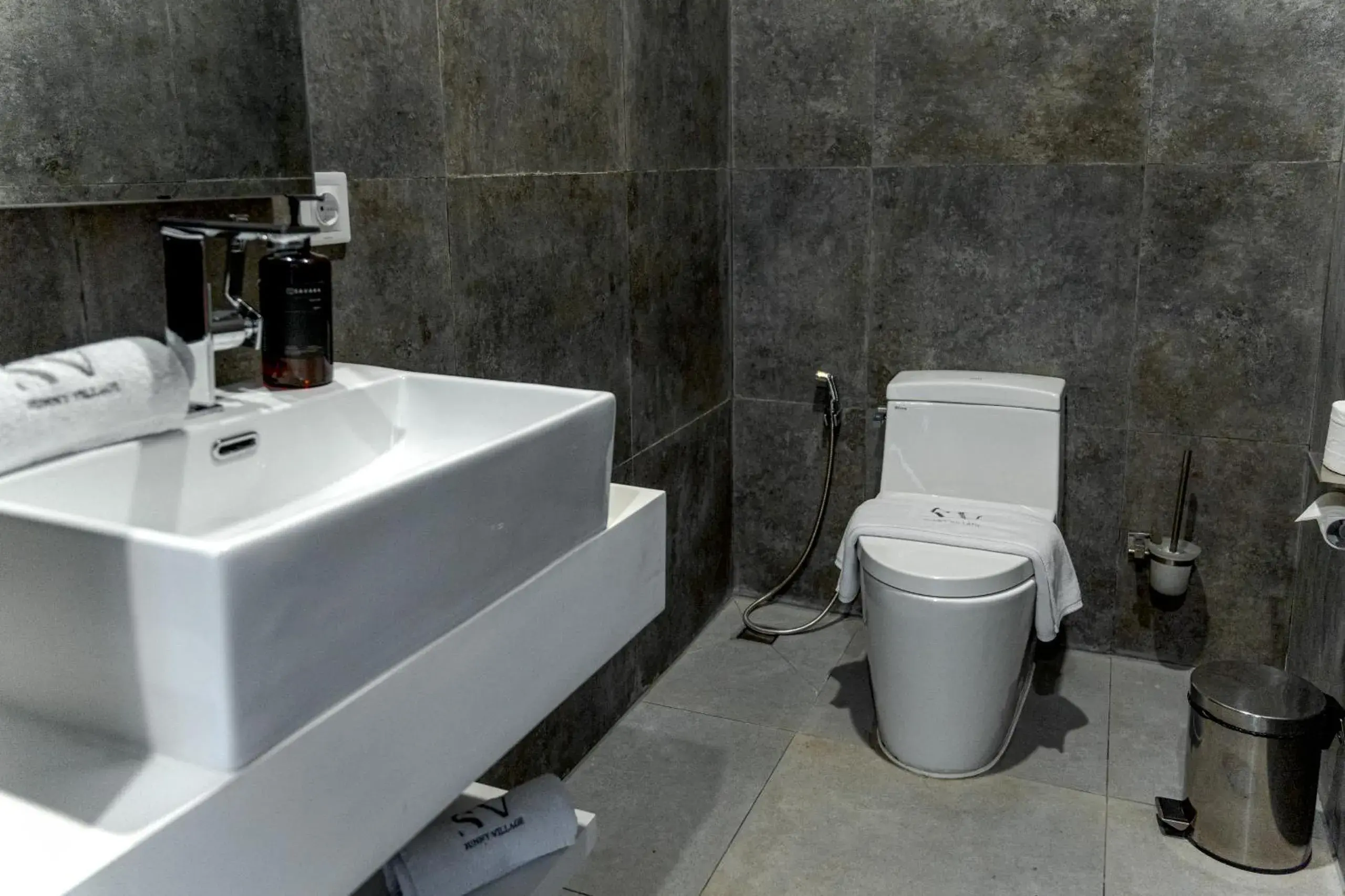 Villa with Private Pool in Sunny Village Batu Bolong Villa with Private Pool in Sunny Village Batu Bolong