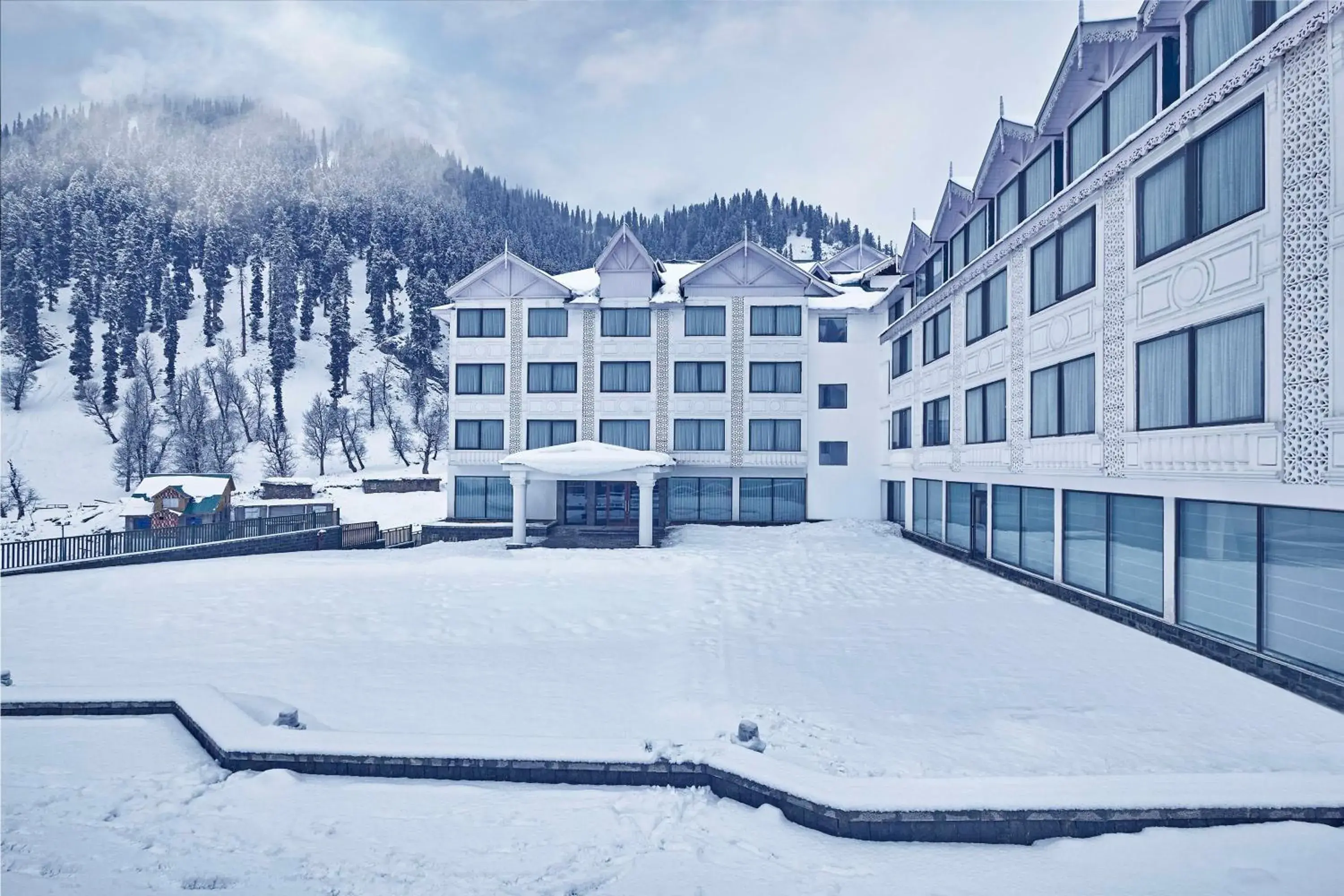 Radisson Hotel Sonamarg Radisson Hotel Sonamarg